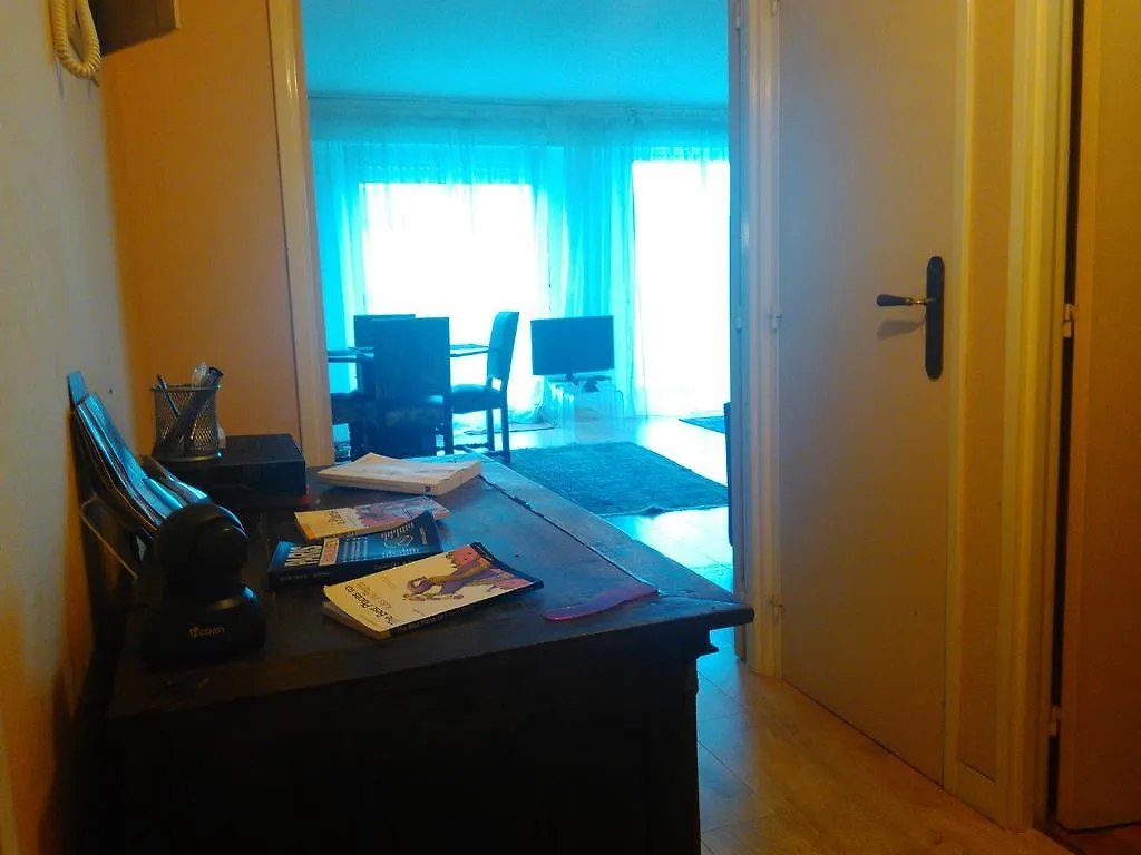 Lovely Studio Apartment Paris